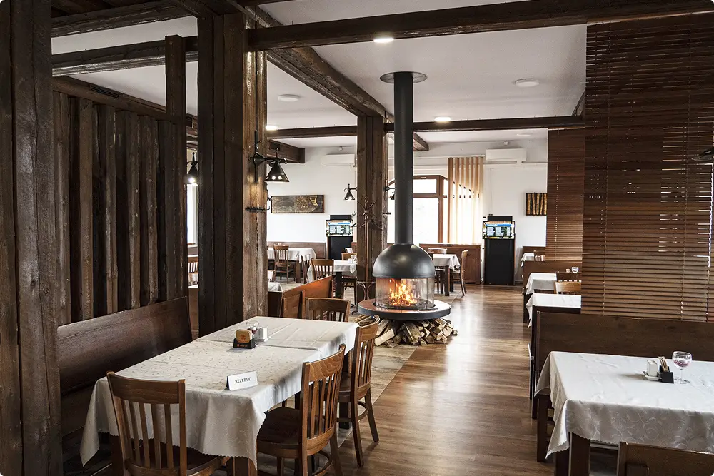 Restaurace
